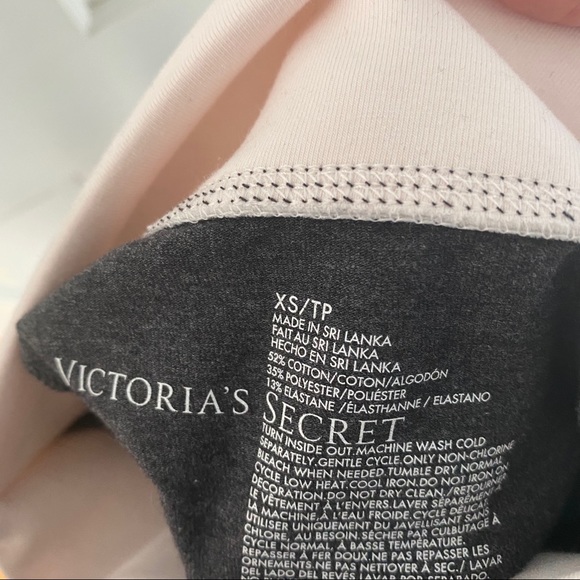 Victoria's Secret Capri Yoga Pants - Picture 4 of 4